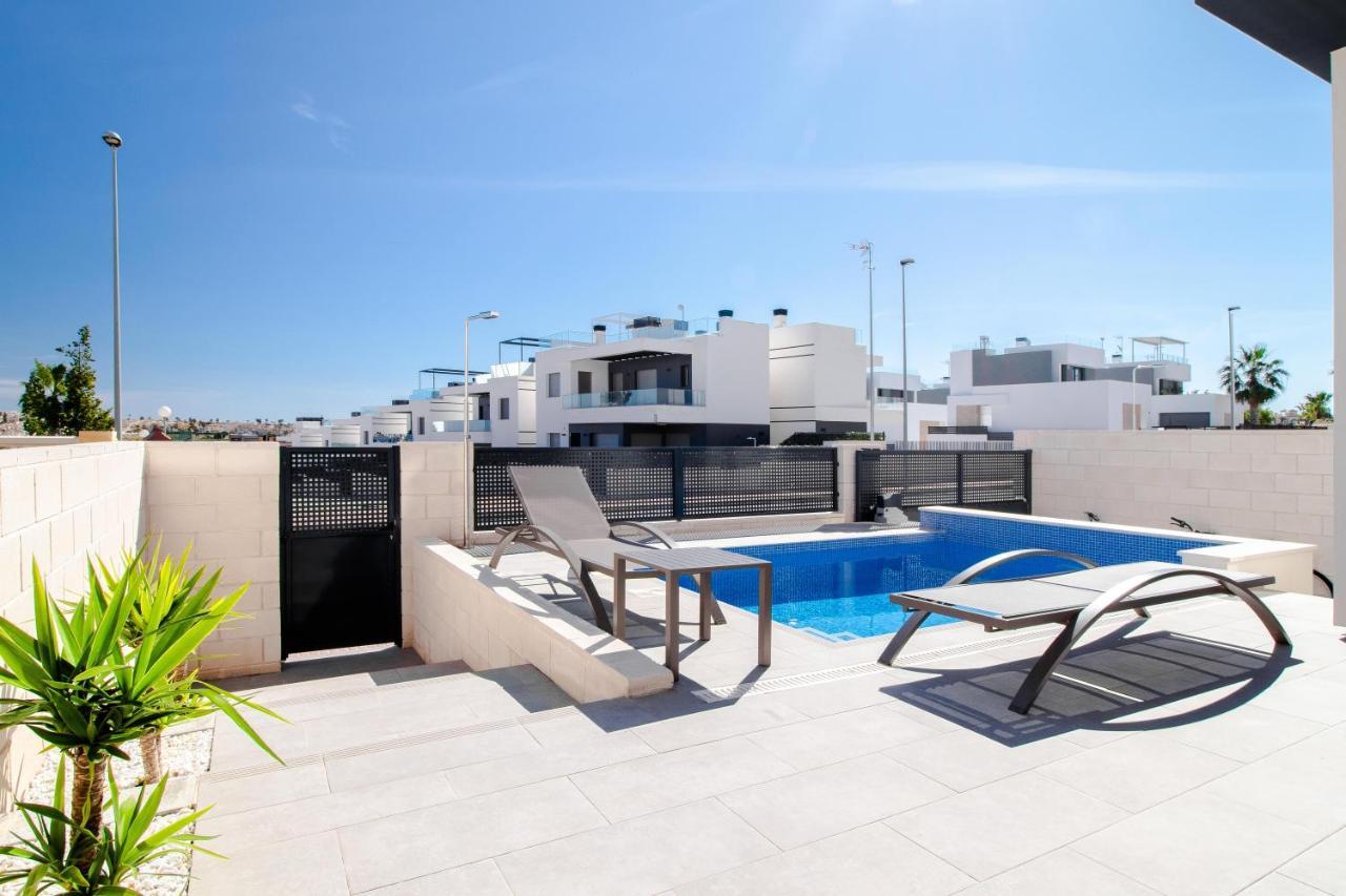 Villa De Lujo Con Piscina أوريويلا المظهر الخارجي الصورة